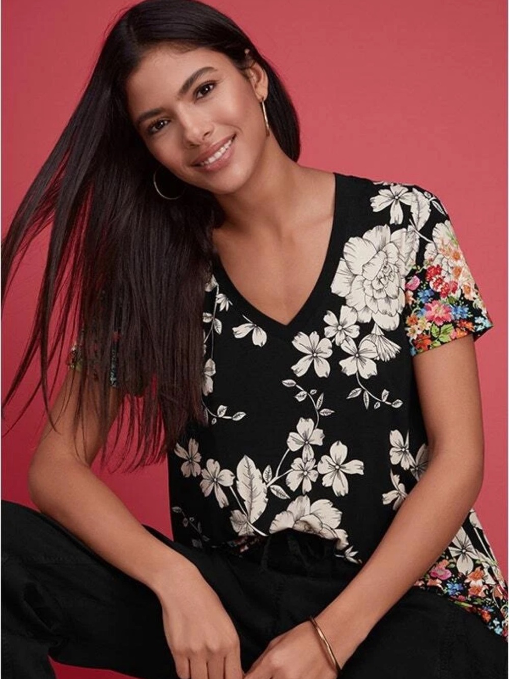 Johnny Was Redland Favorite Bamboo Stretch Knit Floral Print V-Neck Short Sleeve